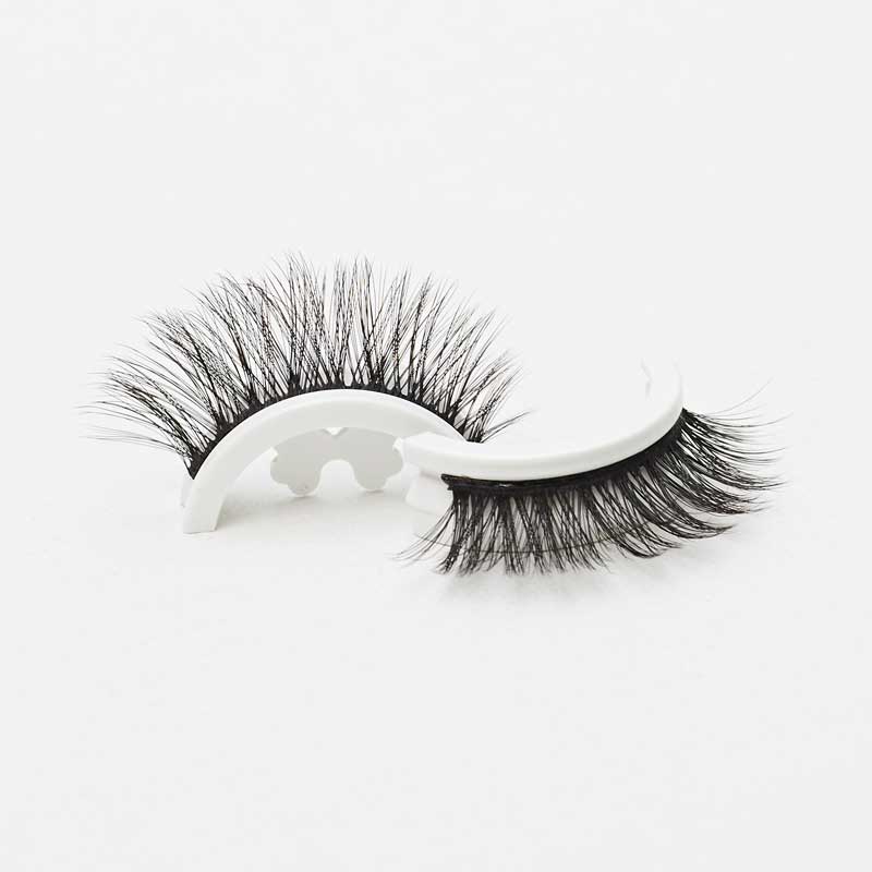"White Russian" Press & Release Self-adhesive Lash